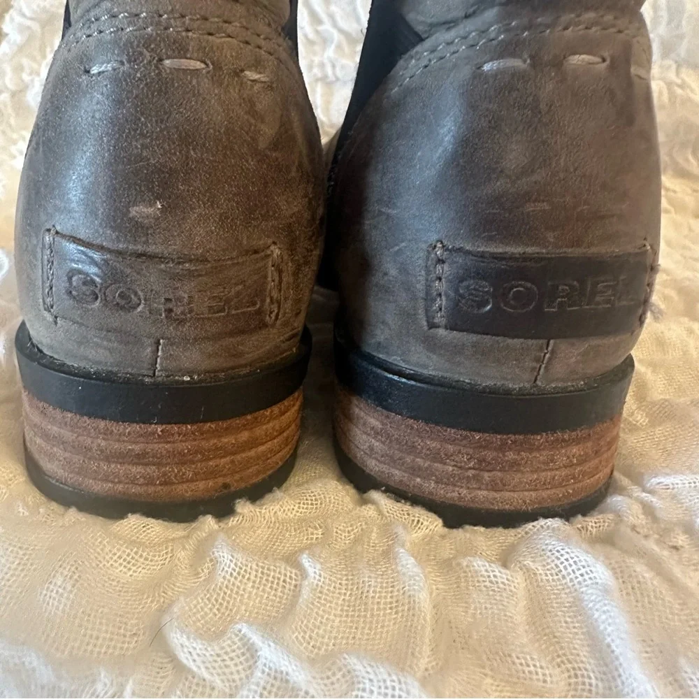 Sorel Emelie Chelsea Taupe Boots Size 7 Waterproof